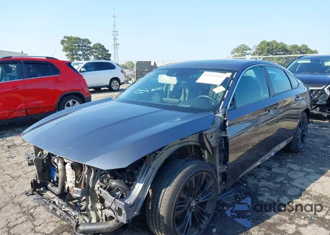 2018 Honda Accord Touring from USA, damaged, VIN 1HGCV1F92JA192836